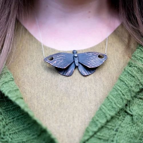 Double wings moth necklace